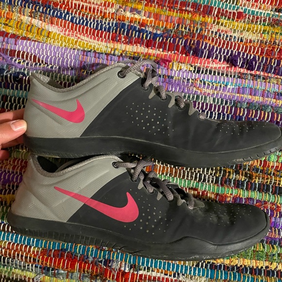 Nike sneakers - Picture 3 of 4